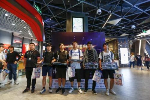 富·联赛S2上海站 征战未来，电竞与信息科技的跨界融合